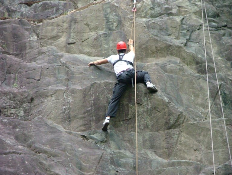 Jugendatlas Sport und Bewegung 2 768x578