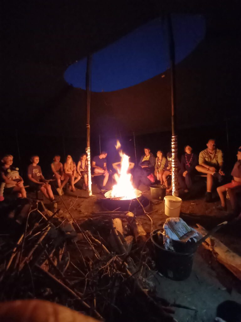 Pfadfinder2 768x1024